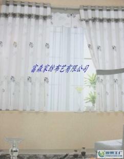 透明纱状窗帘悬挂指南 打造富森风格的家居布艺空间